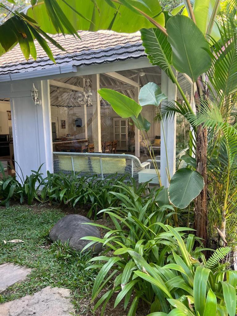 Umalas Suites Seminyak  Ngoại thất bức ảnh