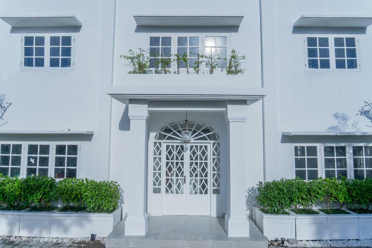 Umalas Suites Seminyak  Ngoại thất bức ảnh